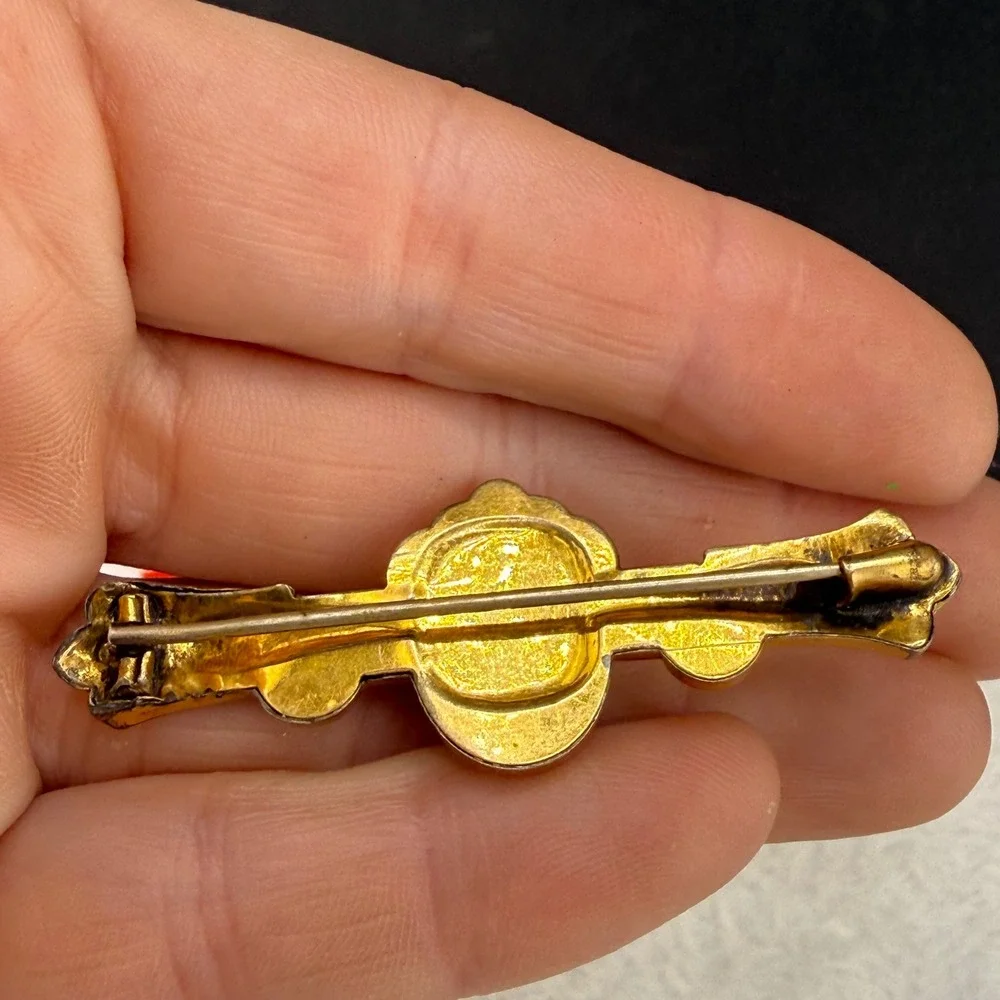 Vintage Victorian Bar Brooch Gold Tone Heraldic Crest Etched